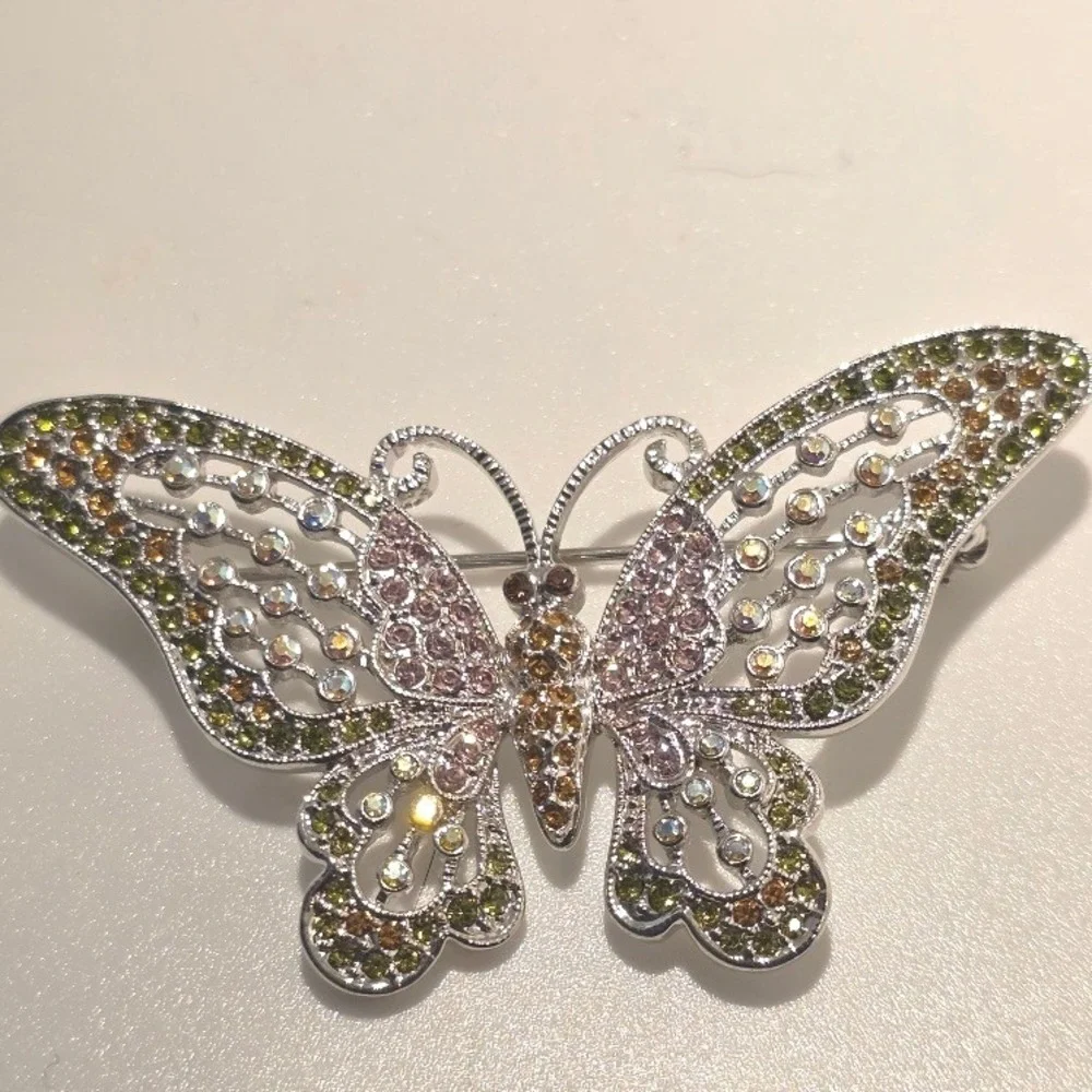 VTG Multi-Color Rhinestone Butterfly Brooch Silver Filigree‎ Spring Jewelry - Picture 12 of 12